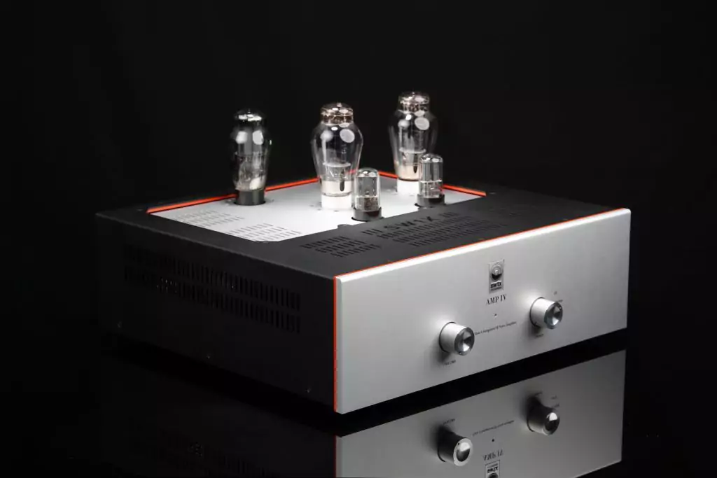 SW1X AMP IV Aura Integrated Amplifier Wifi Bluetooth pm7000