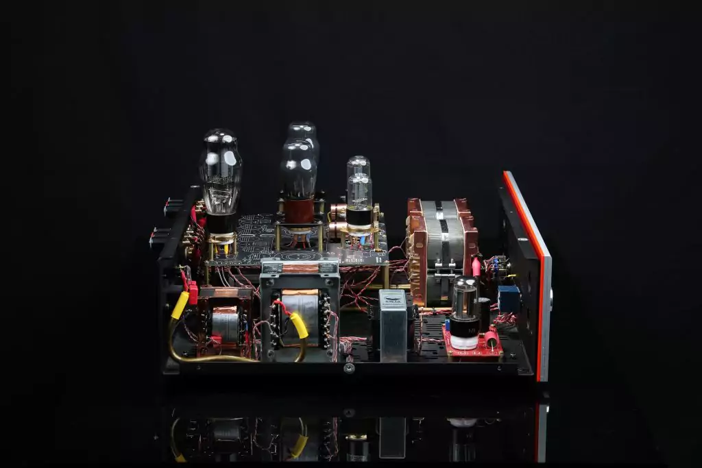 Amp II Electra Integrated Amplifier Internal