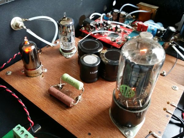 Tube Amps in circuit. Analogue Design