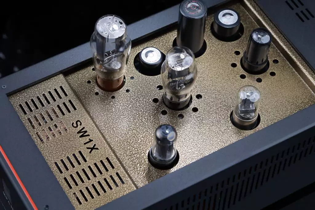 SW1X MPA III Oracle Special 45 Valve Mono Power Amp in Black with Hammered Top