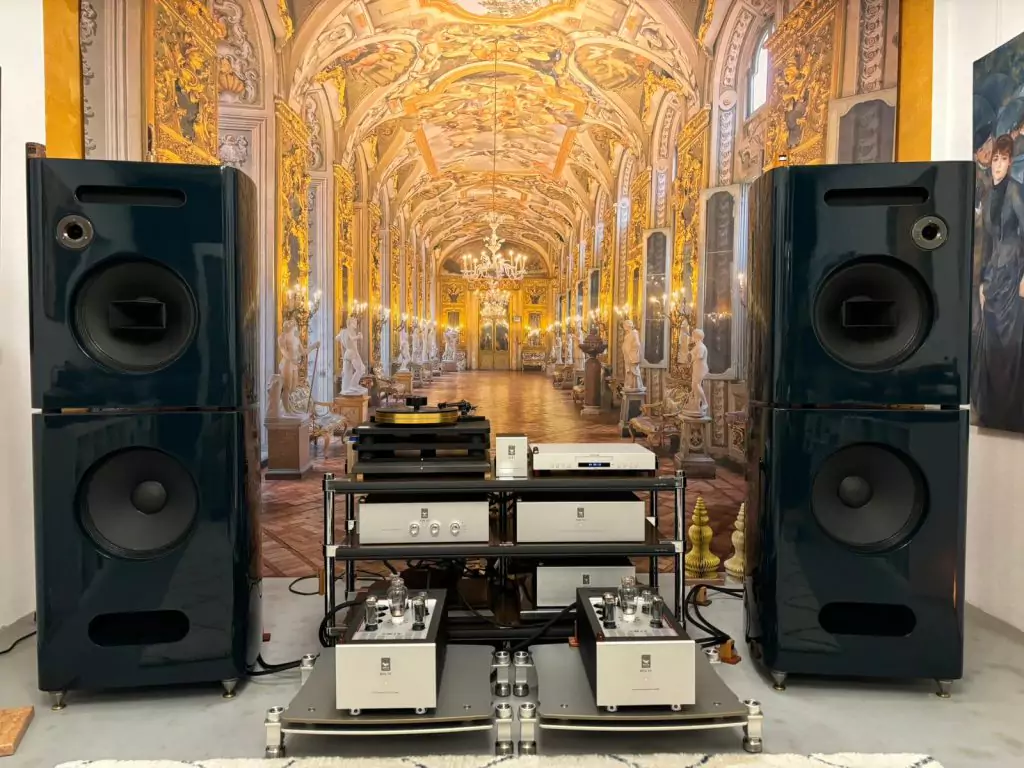 SW1X High End Audio System at Munich