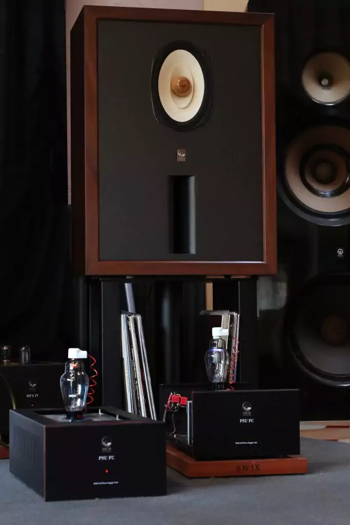 Testing the Field Coil Power Supplies in MTR 963 Loudspeakers
